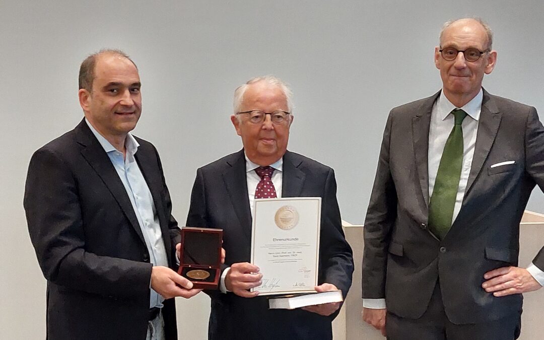 Ehren-Medaille der DGFF (Lipid-Liga) für  Herrn Univ.-Prof. em. Dr. med. Gerd Assmann