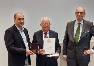 Ehren-Medaille der DGFF (Lipid-Liga) für  Herrn Univ.-Prof. em. Dr. med. Gerd Assmann